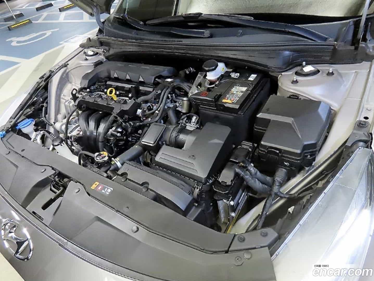 AVANTE Hyundai 2021.8-OPTION-021
