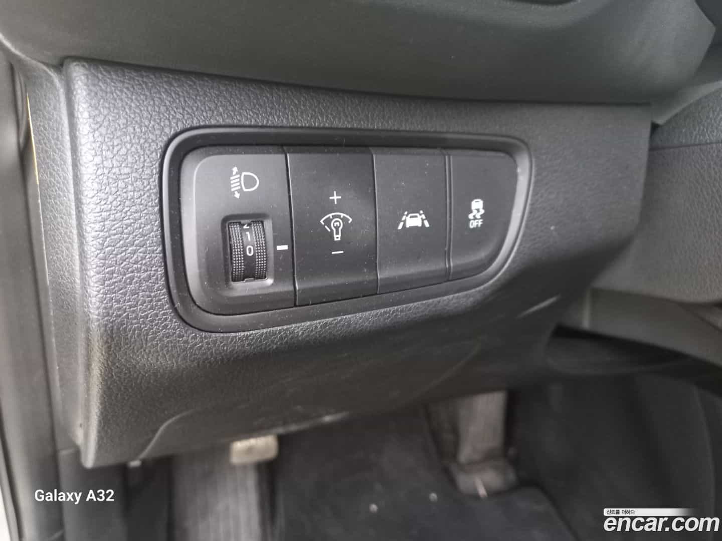Santafe Hyundai 2018.2-INNER-007