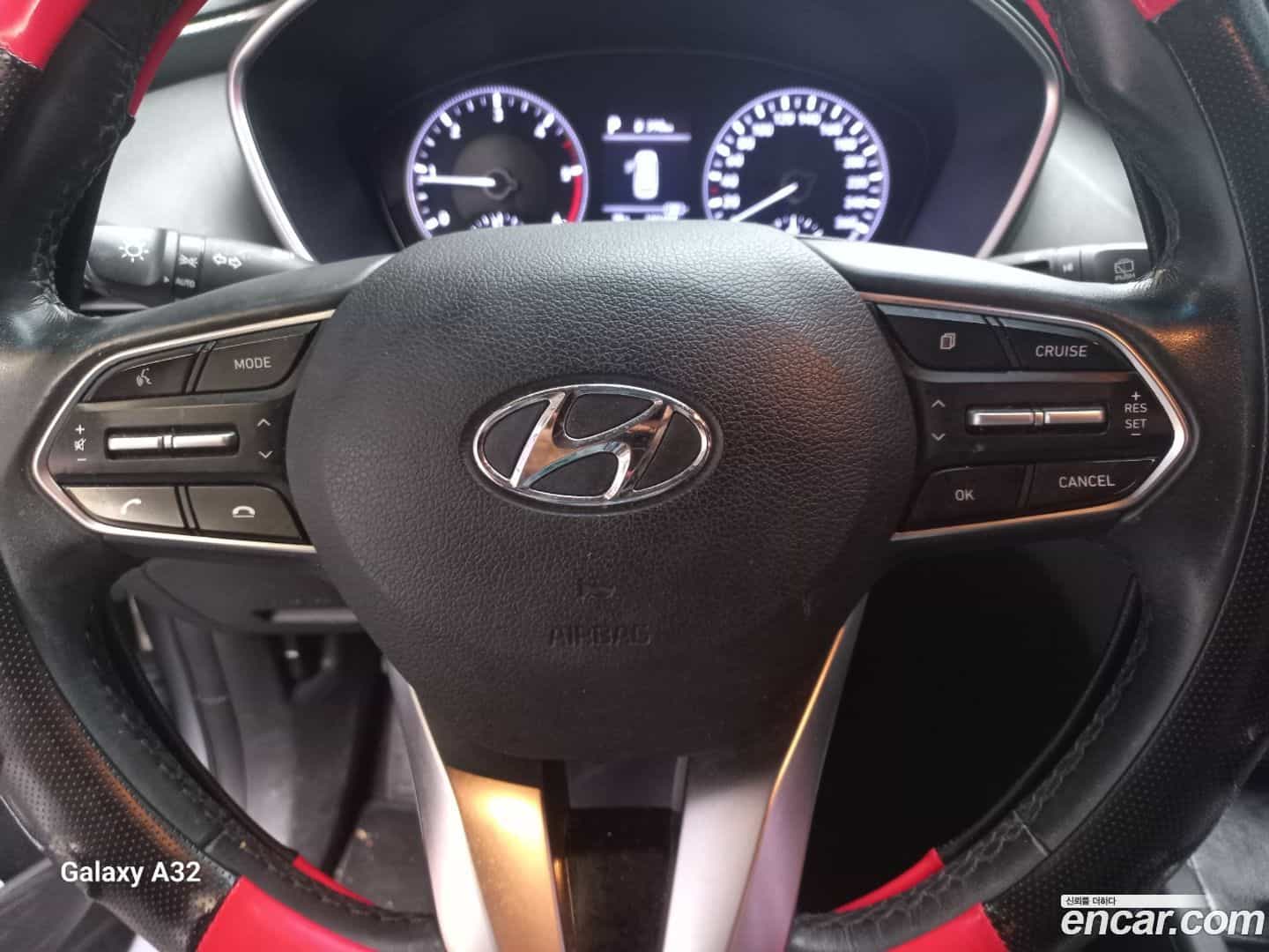 Santafe Hyundai 2018.2-OPTION-018