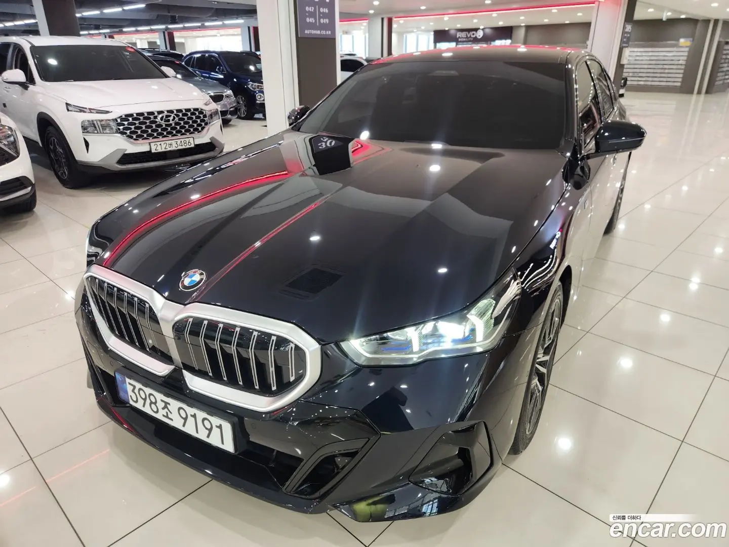 Main__Slider__Photo:5-Series BMW 2025.3-0