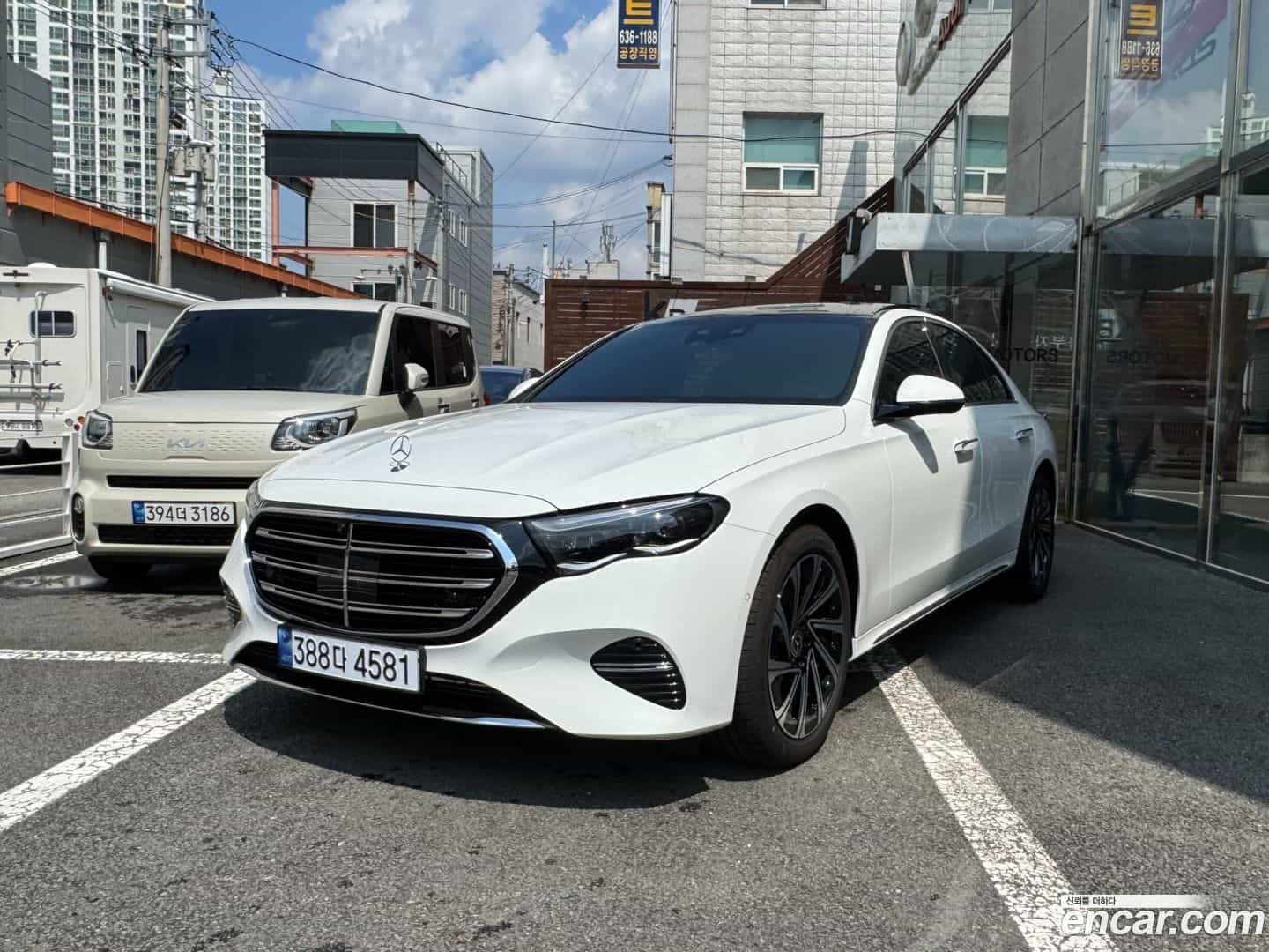E-Class Mercedes-Benz 2026.1-OUTER-001