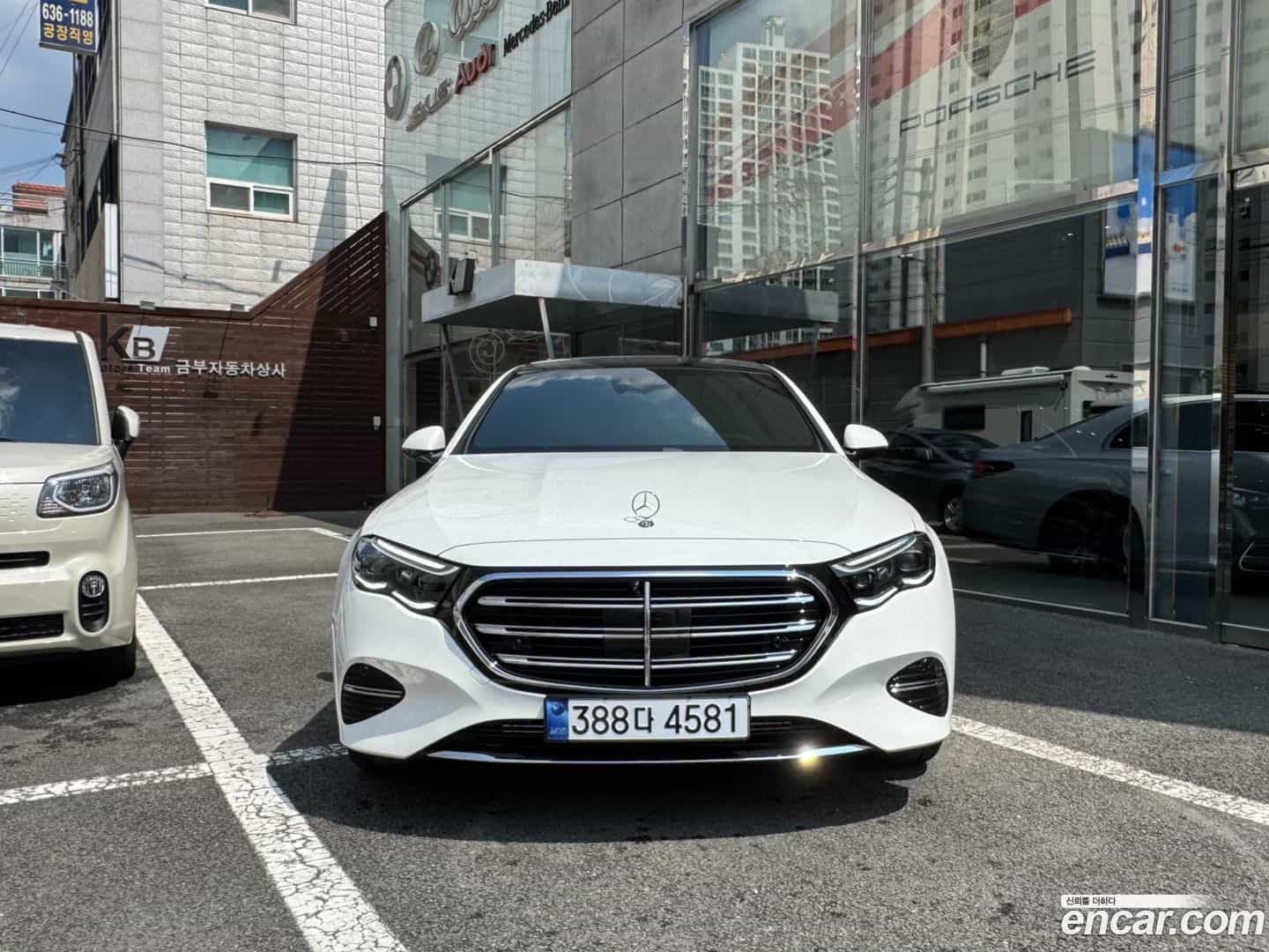 E-Class Mercedes-Benz 2026.1-OUTER-003