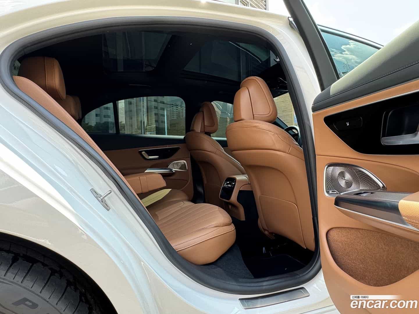 E-Class Mercedes-Benz 2026.1-OPTION-023