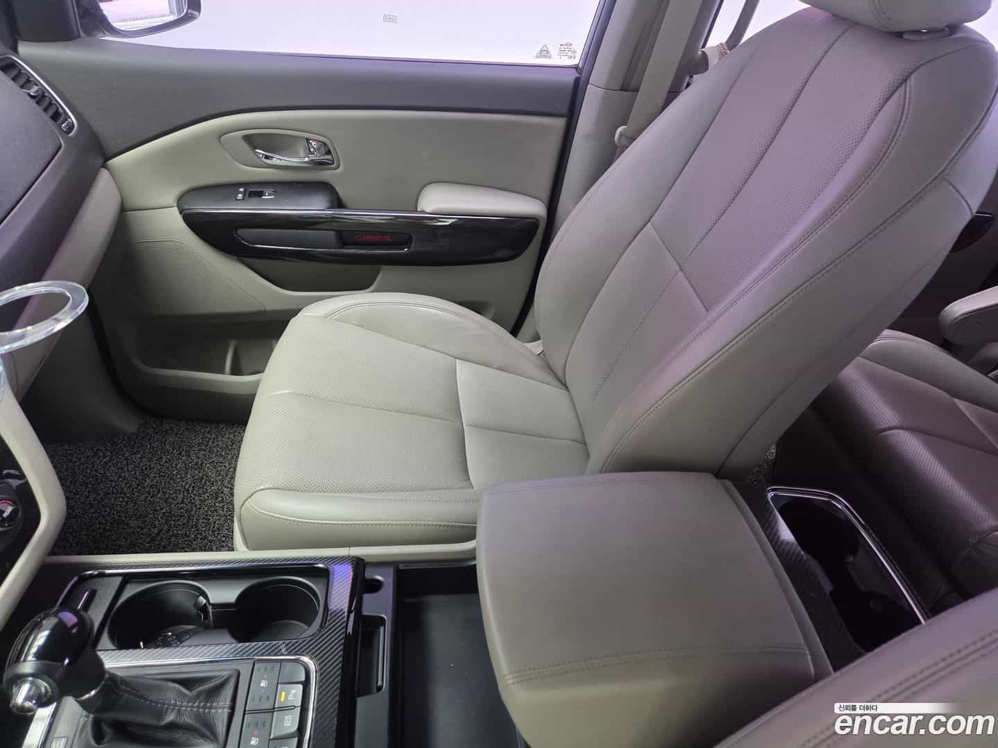 Canival Kia 2015.7-OPTION-017