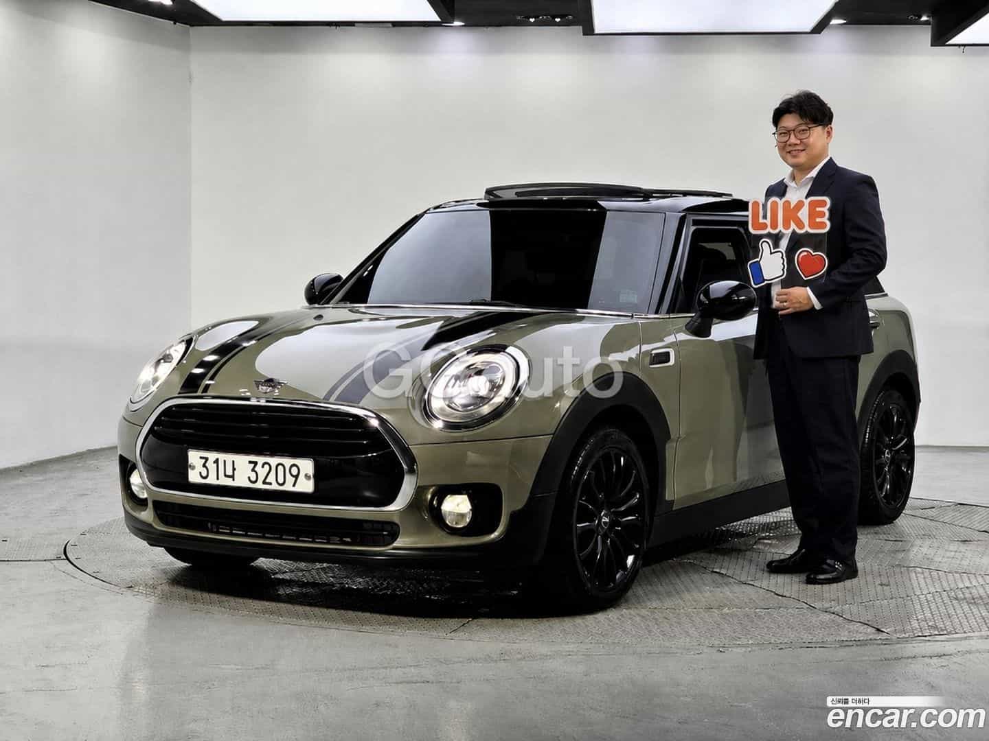 Clubman Mini 2018.10-OUTER-001