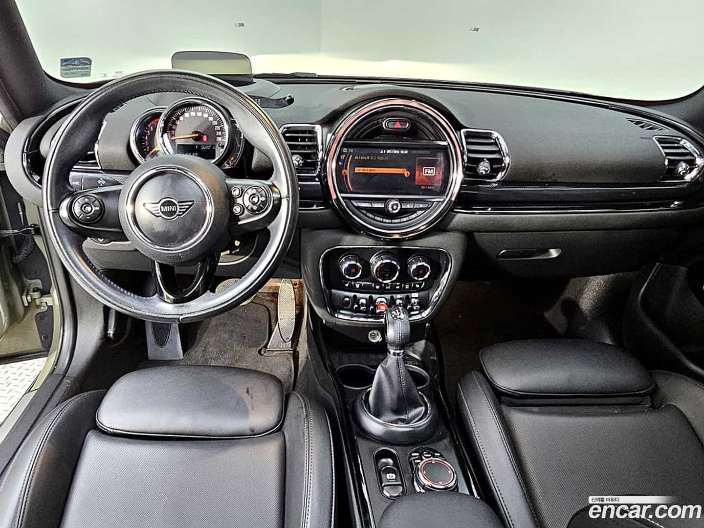Clubman Mini 2018.10-OUTER-005