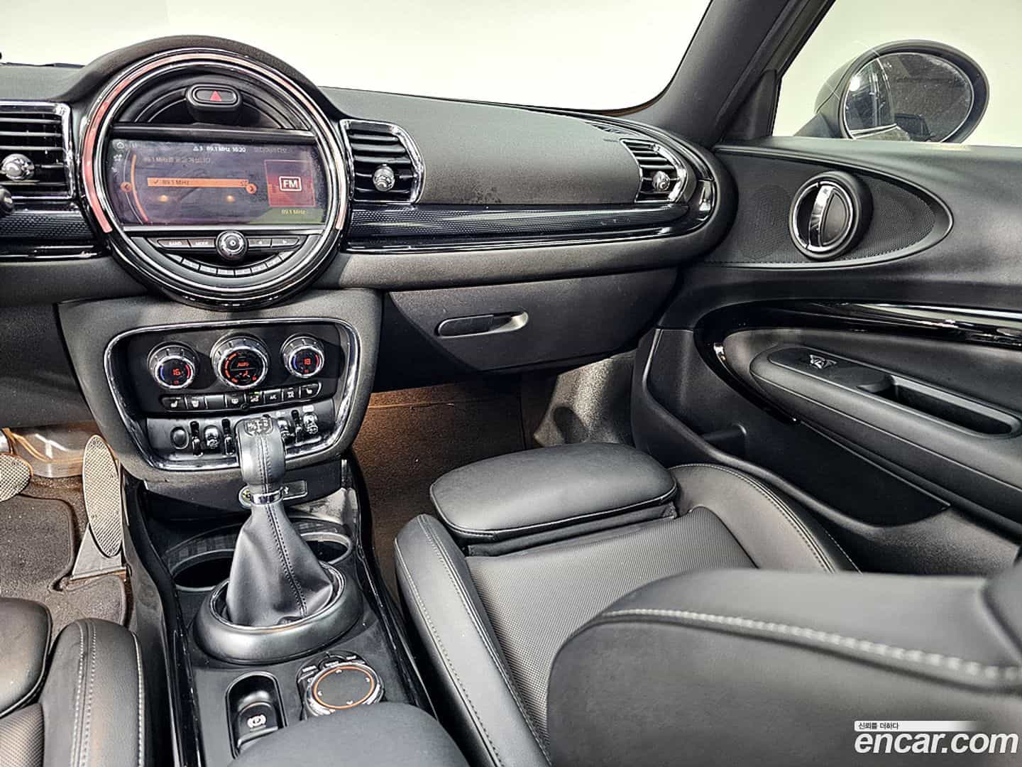 Clubman Mini 2018.10-INNER-010