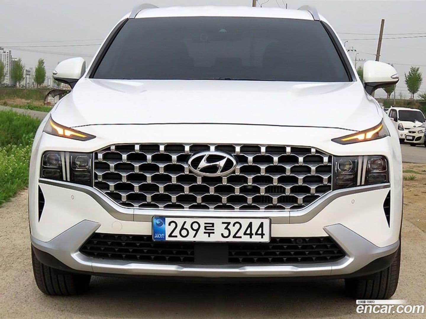 Main__Slider__Photo:Santafe Hyundai 2020.11-0