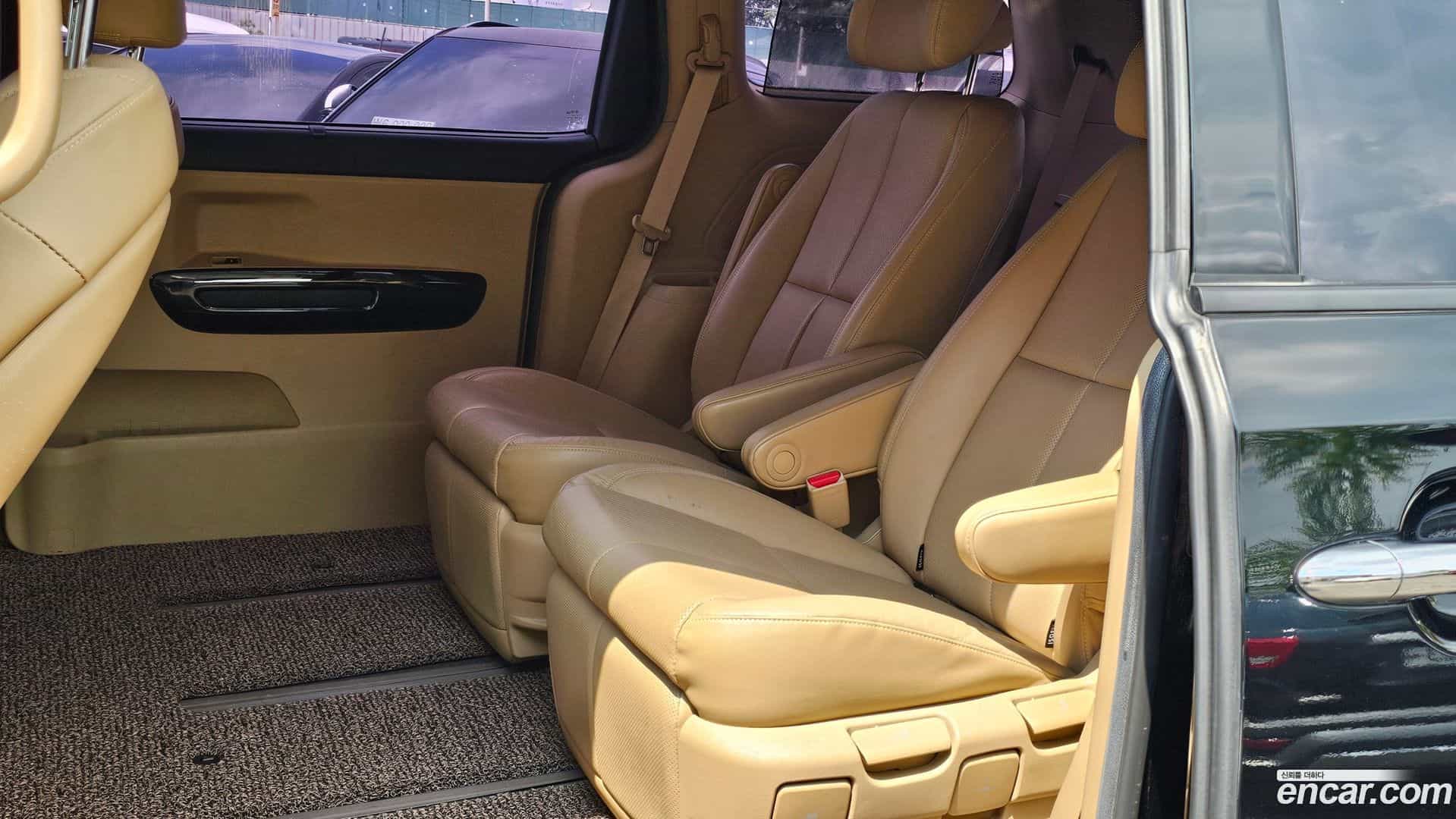 Canival Kia 2015.8-INNER-010