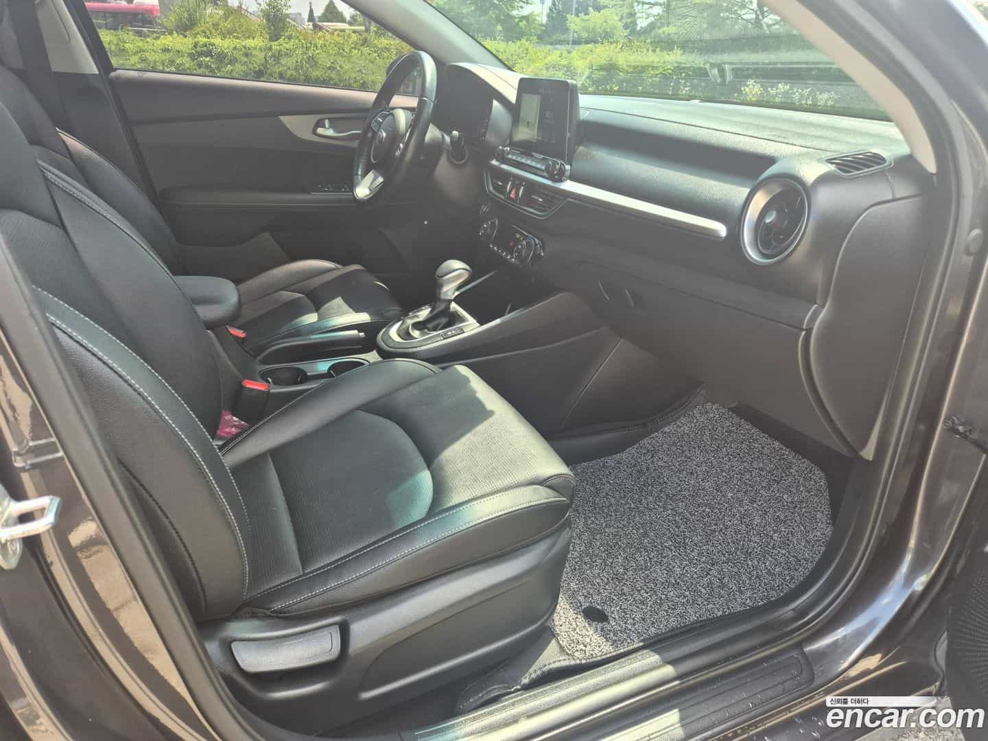K3 Kia 2019.0-INNER-010