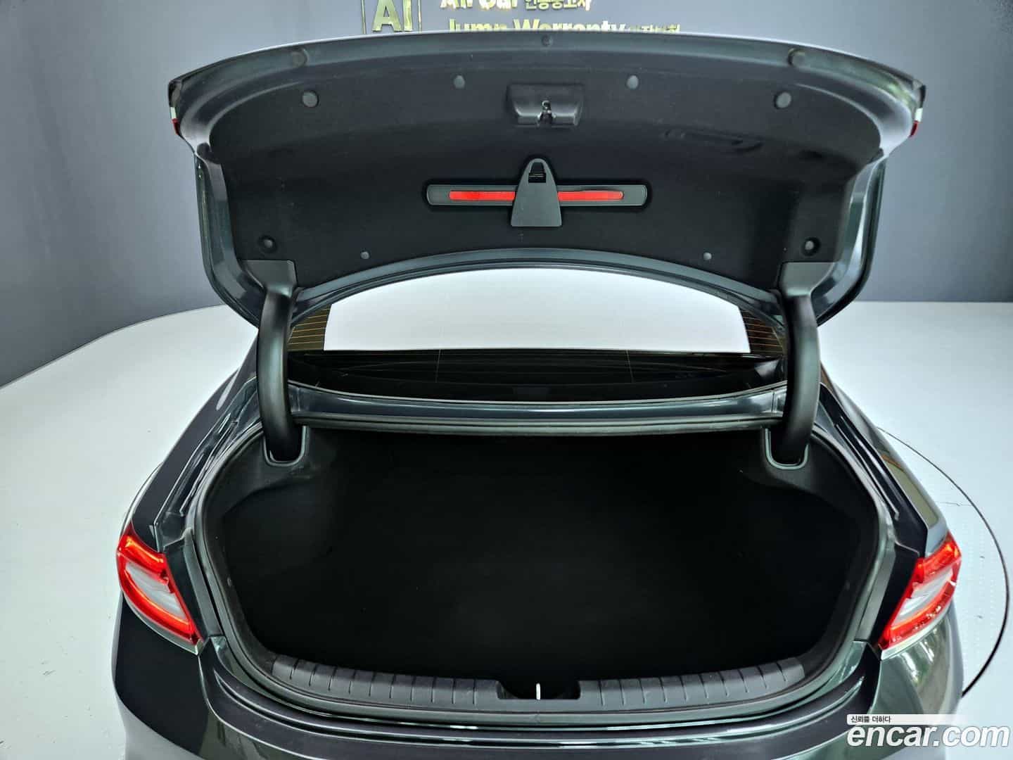 Grandeur Hyundai 2017.5-INNER-009