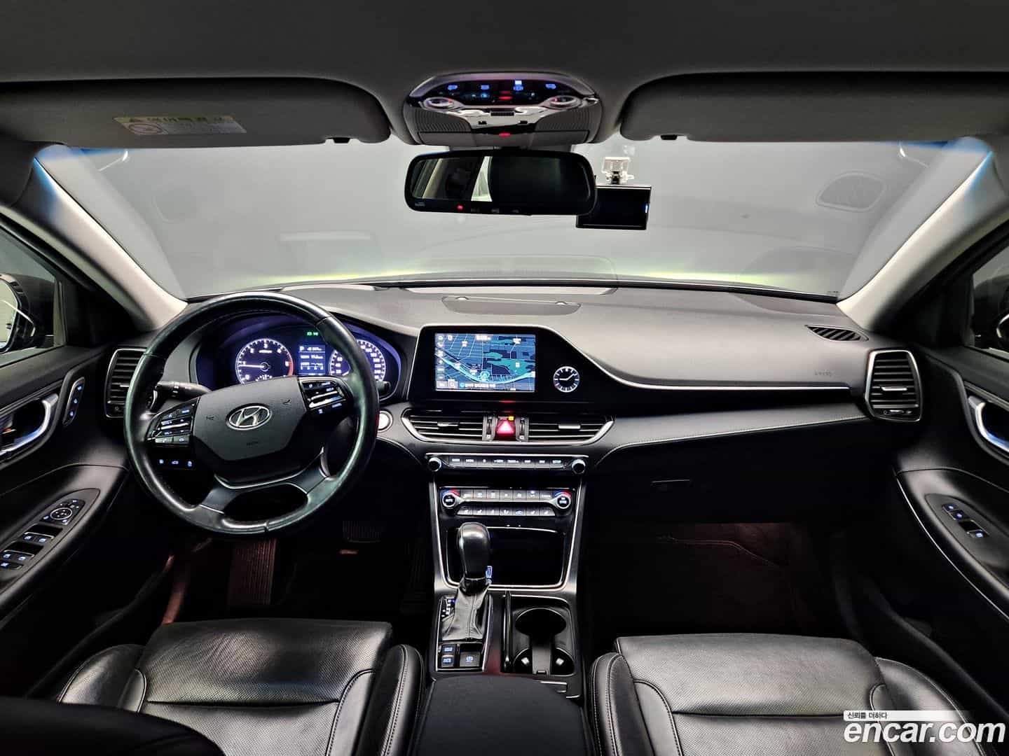 Grandeur Hyundai 2017.5-OPTION-016