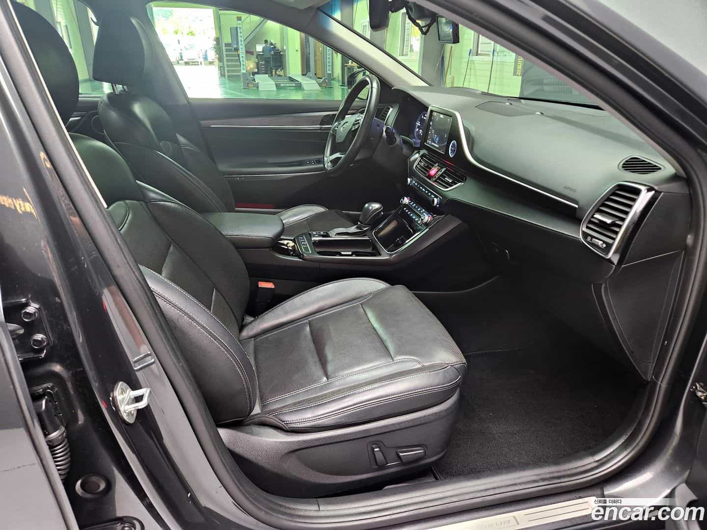 Grandeur Hyundai 2017.5-OPTION-018