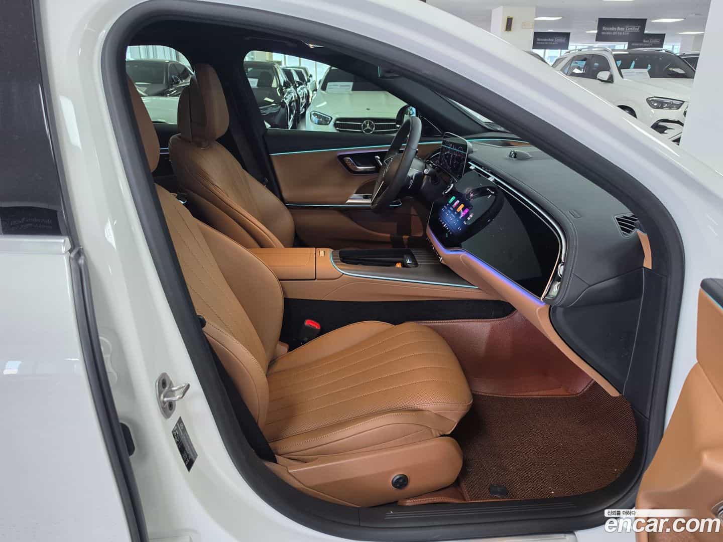 E-Class Mercedes-Benz 2025.11-OPTION-017