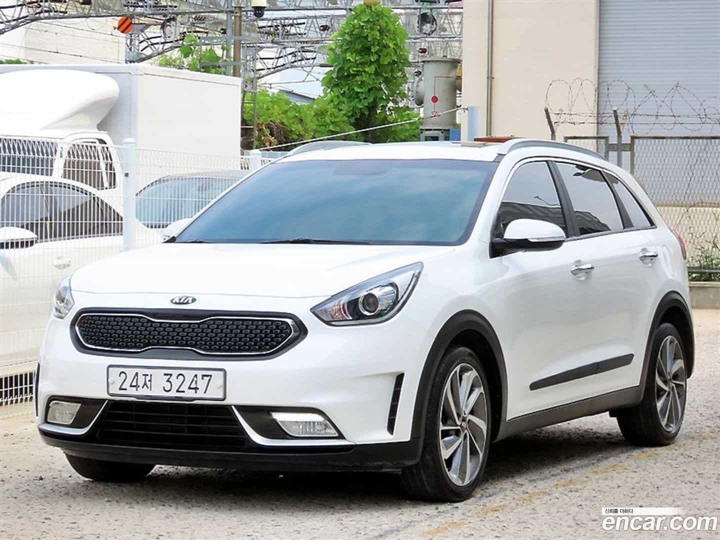 Niro Kia 2016.11-OUTER-001