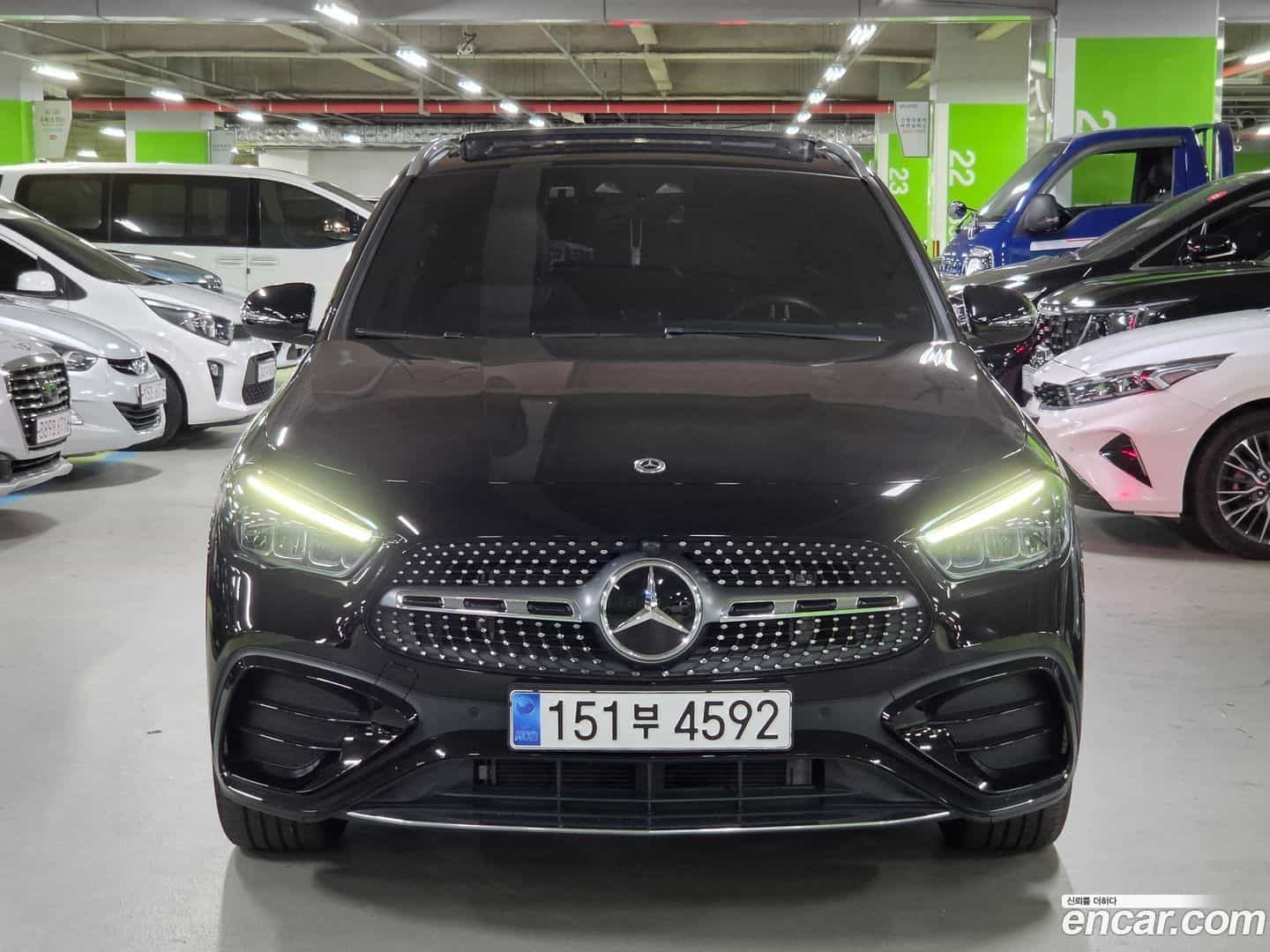 GLA-Class Mercedes-Benz 2024.0-OUTER-002