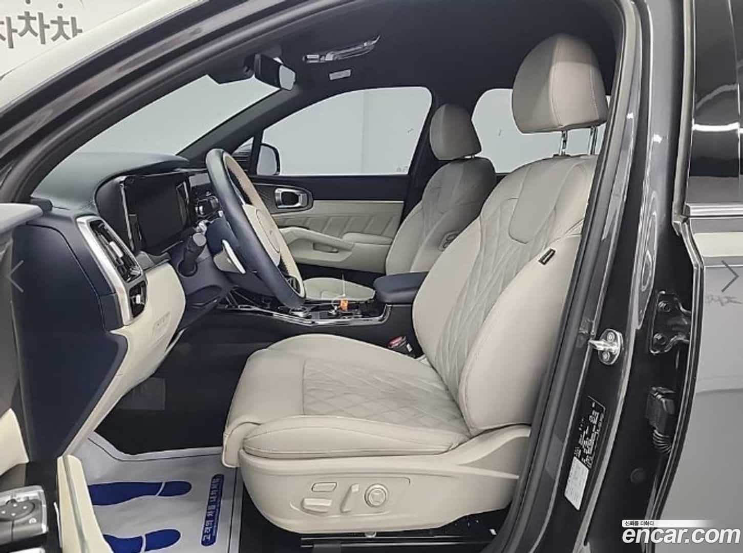 Sorento Kia 2023.7-OPTION-015