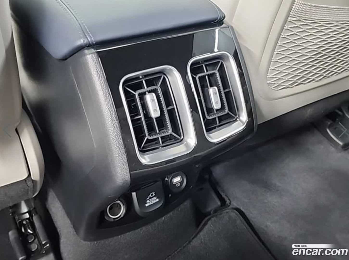 Sorento Kia 2023.7-OPTION-018
