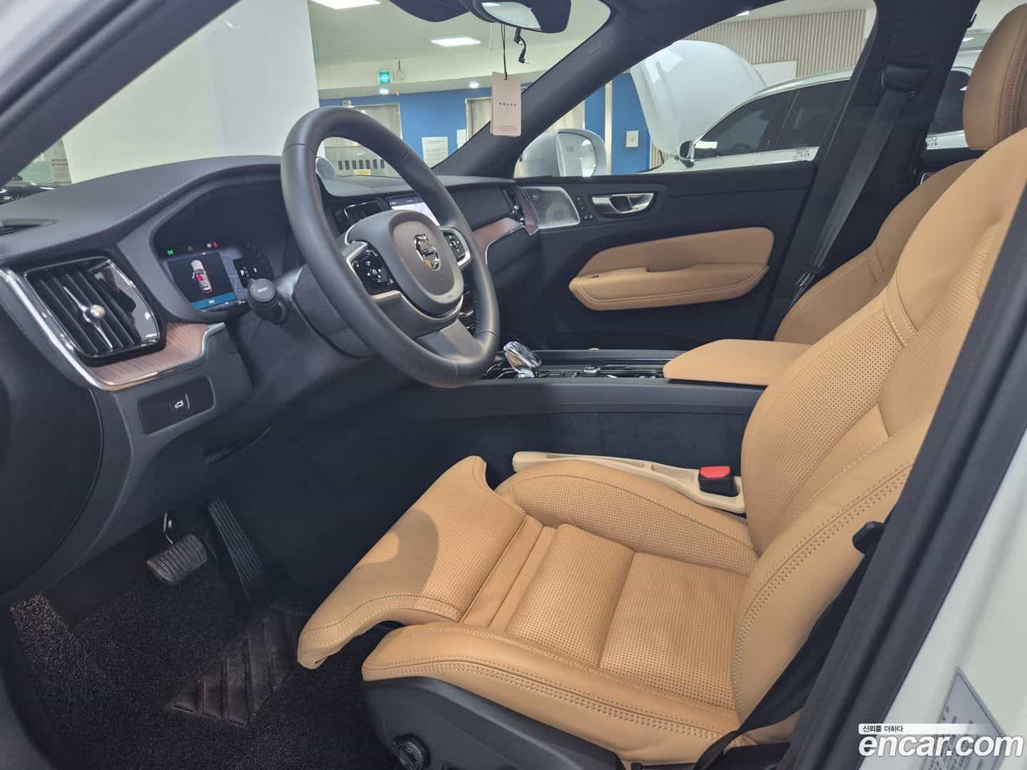 XC60 Volvo 2025.5-OPTION-016