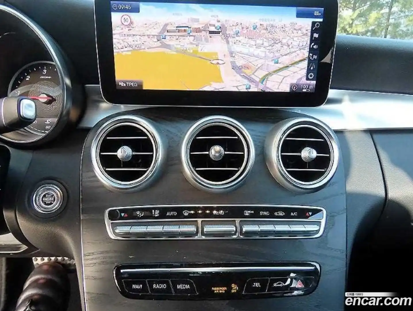 C-Class Mercedes-Benz 2019.4-OPTION-018
