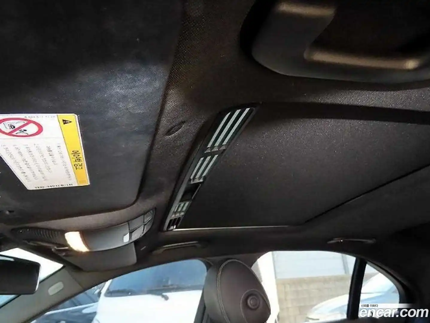 C-Class Mercedes-Benz 2019.4-OPTION-022