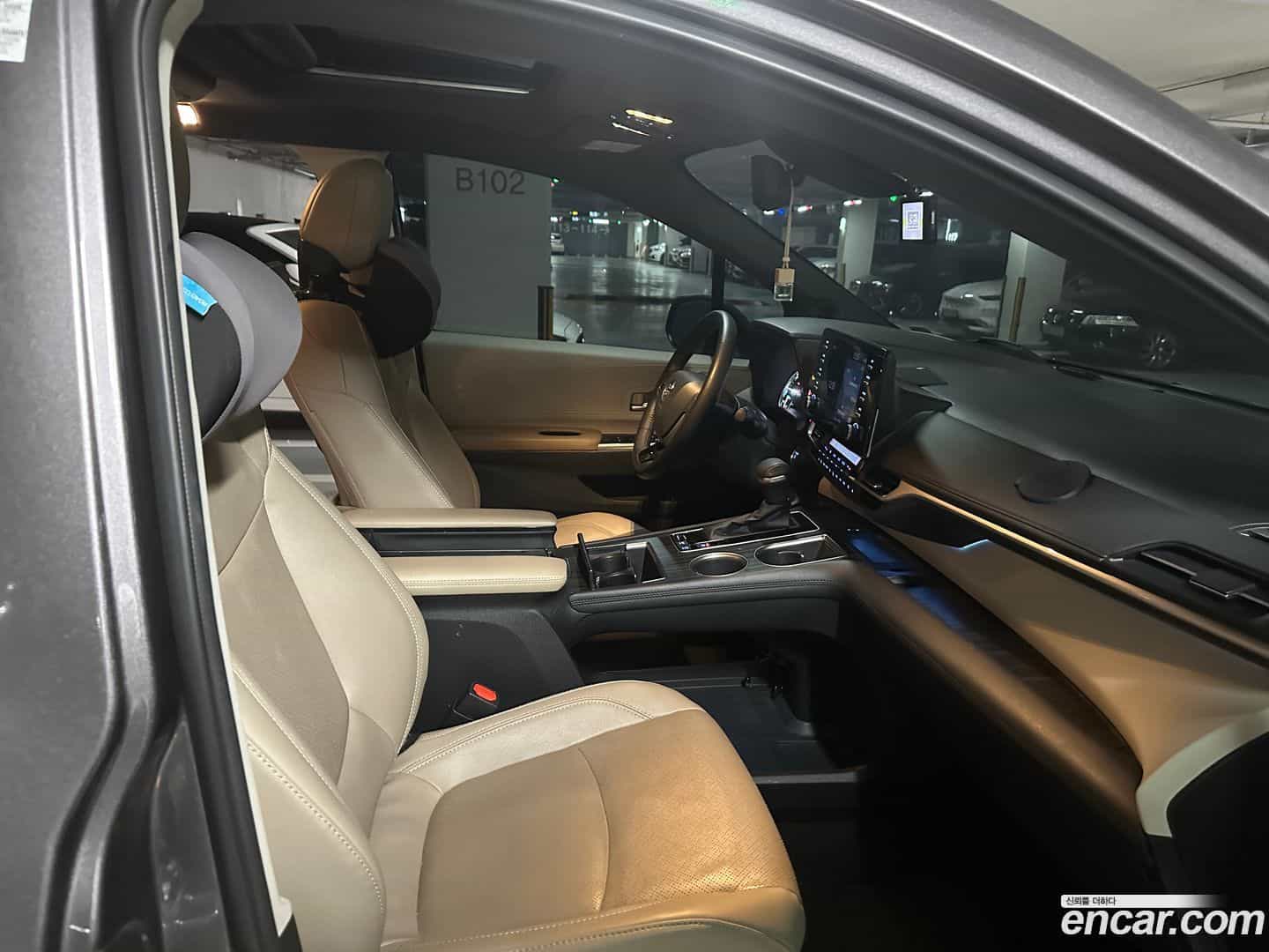 Sienna Toyota 2021.4-INNER-009
