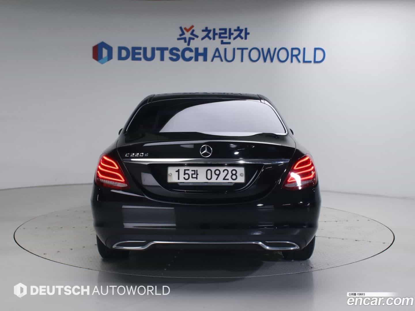 C-Class Mercedes-Benz 2015.9-OUTER-004