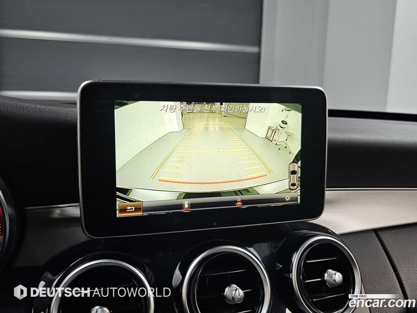 C-Class Mercedes-Benz 2015.9-OPTION-019