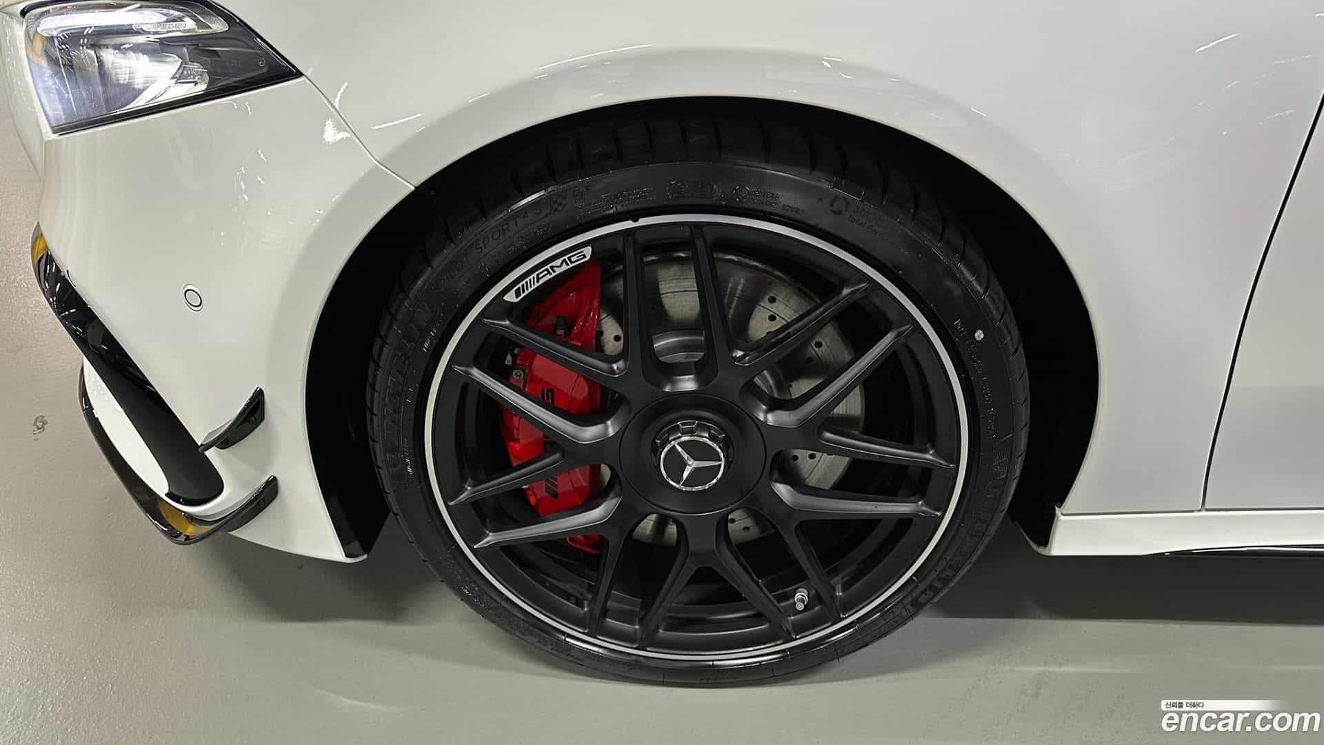 A-Class Mercedes-Benz 2025.8-OUTER-005