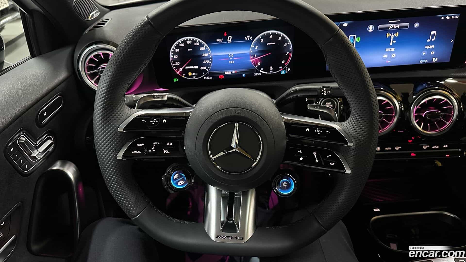 A-Class Mercedes-Benz 2025.8-OPTION-021