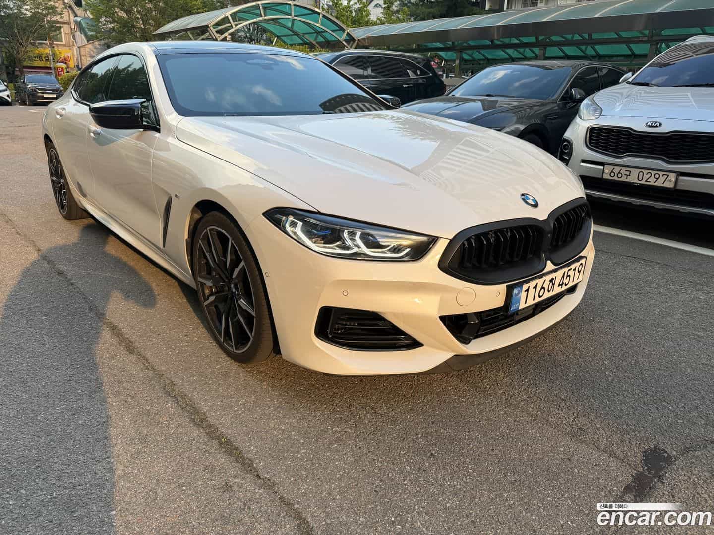 8-Series BMW 2025.0-OUTER-001