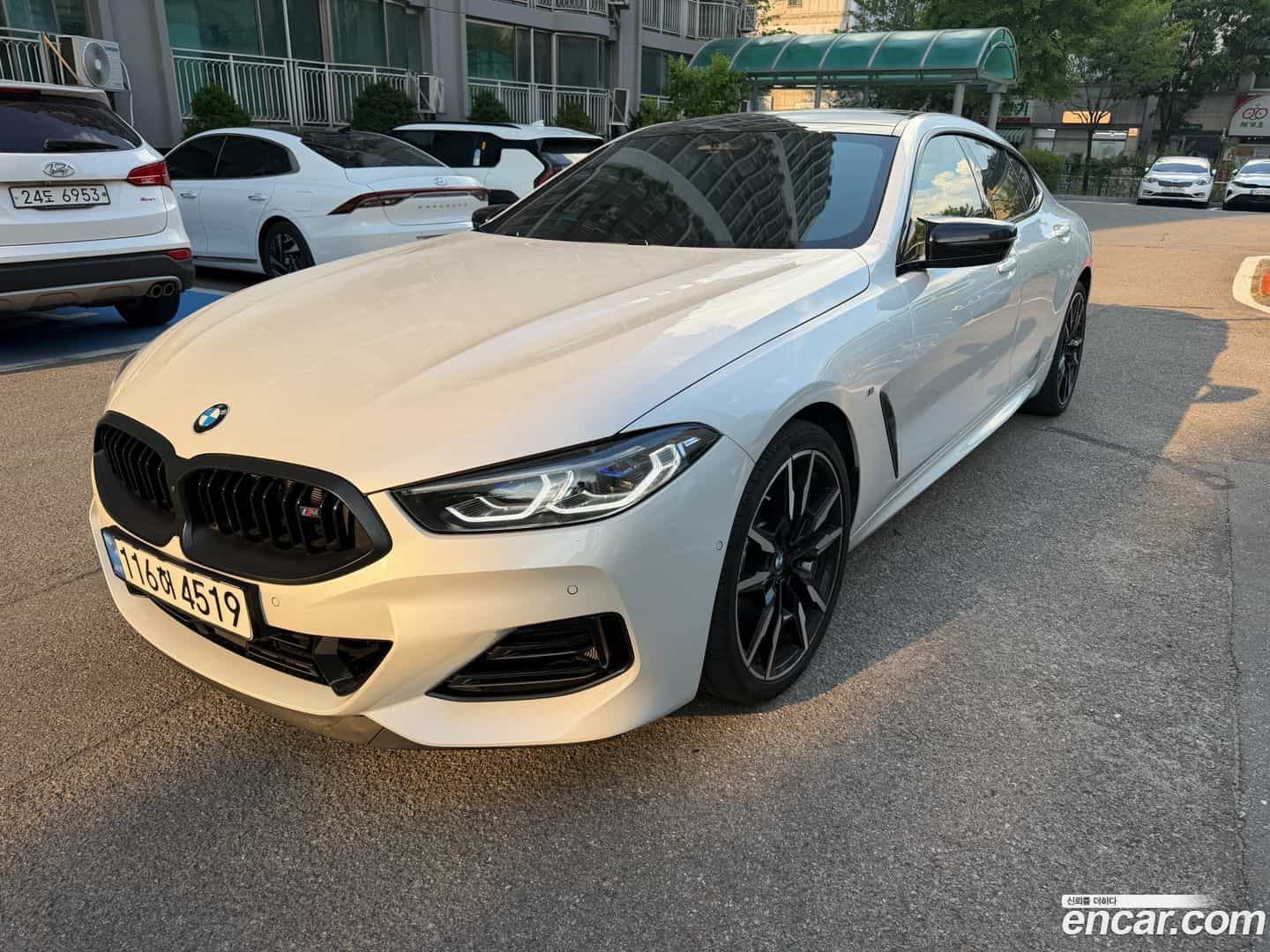 8-Series BMW 2025.0-OUTER-003