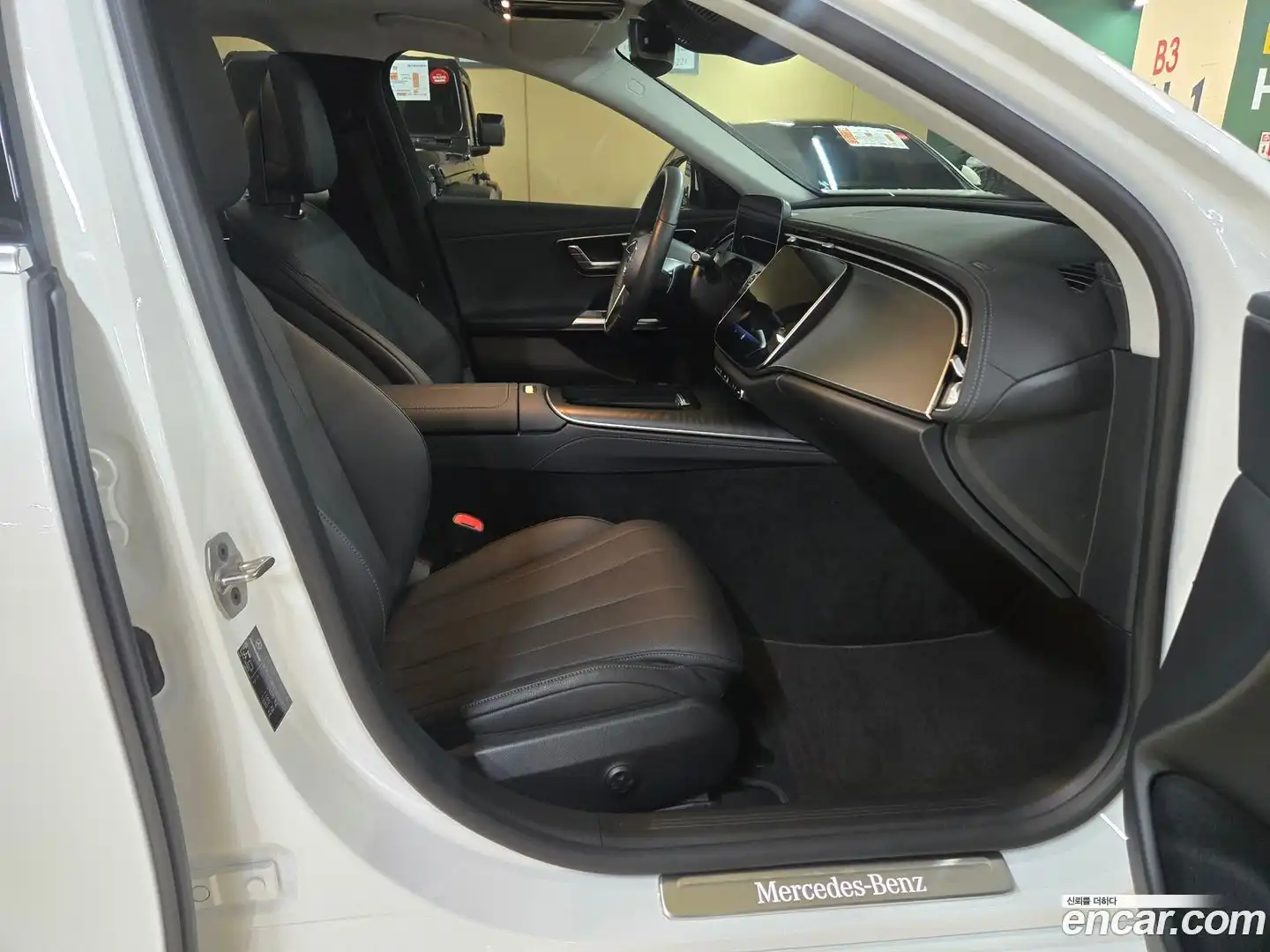 E-Class Mercedes-Benz 2025.1-OPTION-019