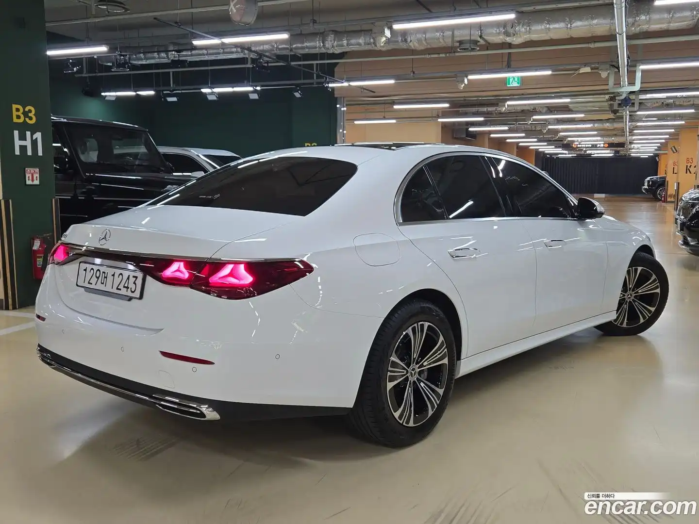 E-Class Mercedes-Benz 2025.1-OPTION-023