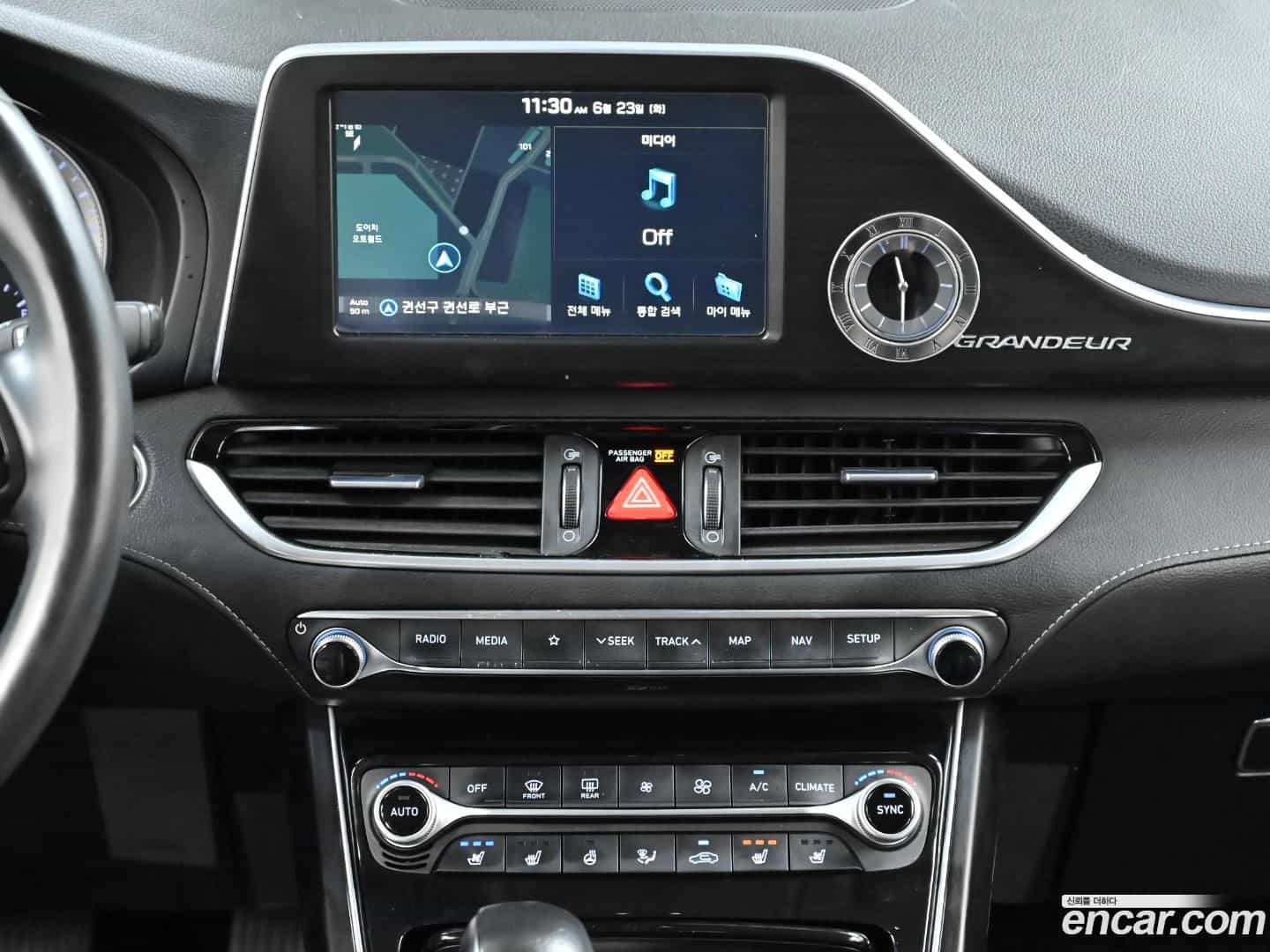 Grandeur Hyundai 2017.2-OPTION-018