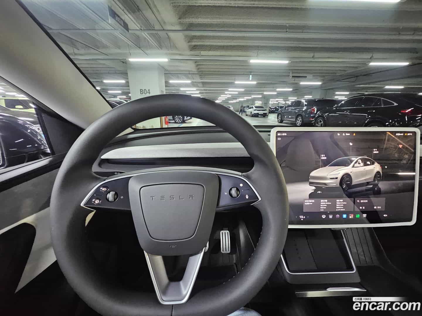 Model Y Tesla 2025.9-OPTION-018