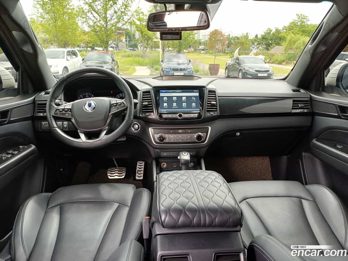 Rexton KG Mobility 2020.10-INNER-009