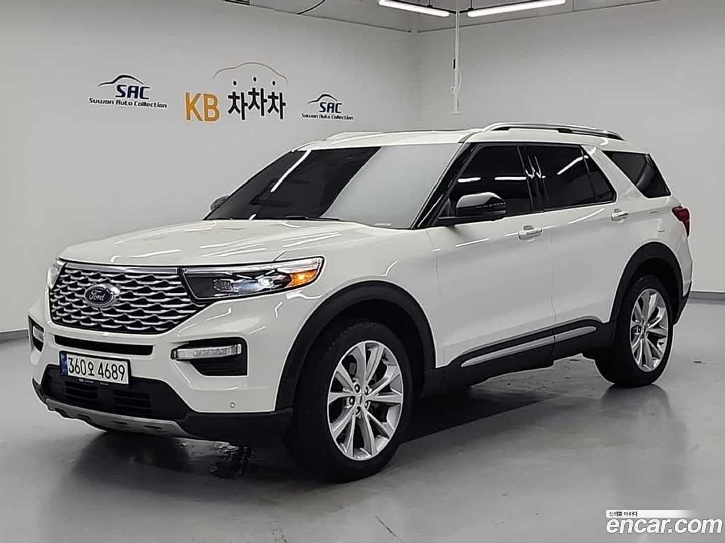 Explorer Ford 2022.11-OUTER-002