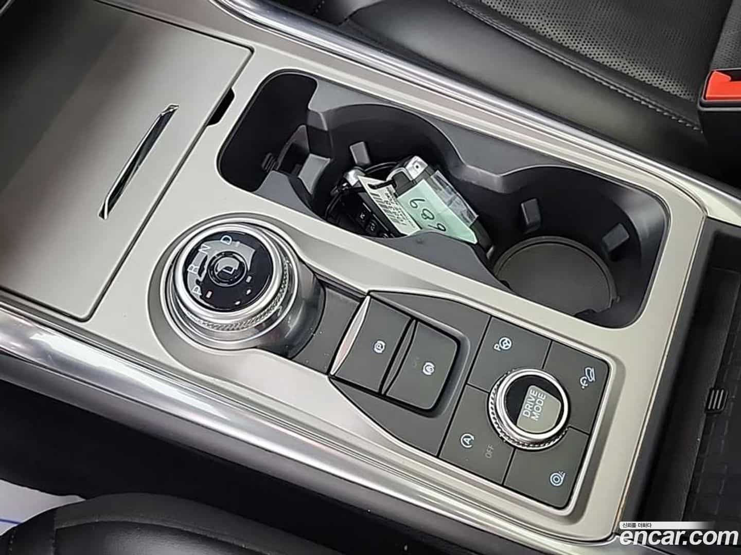 Explorer Ford 2022.11-INNER-008
