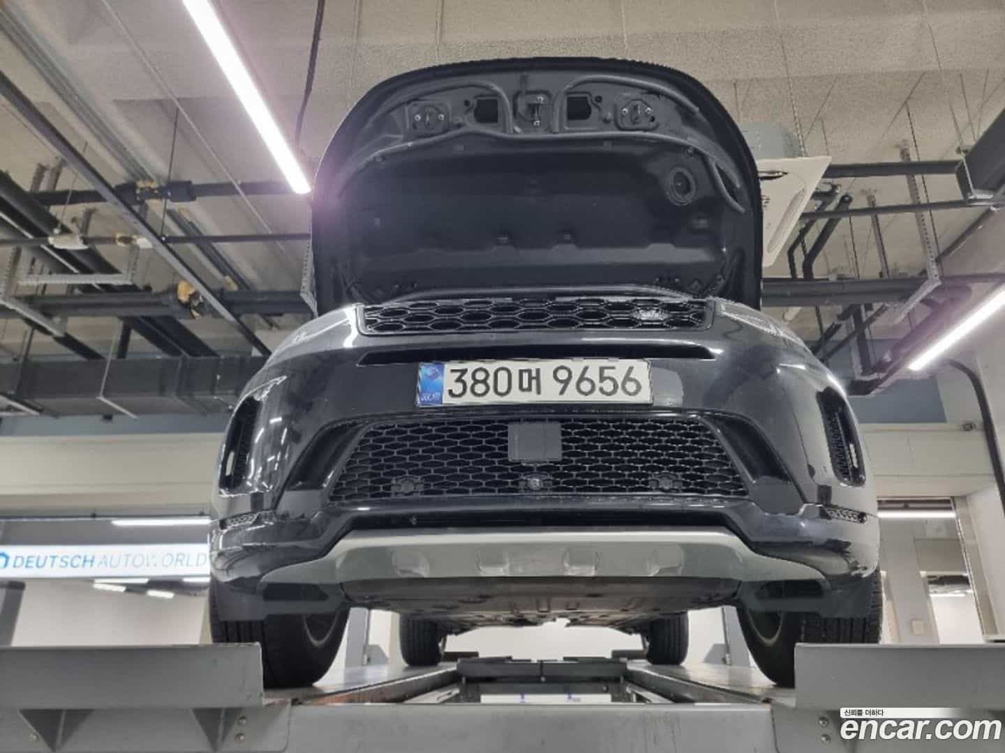 Discovery Sport Land Rover 2024.11-OUTER-001