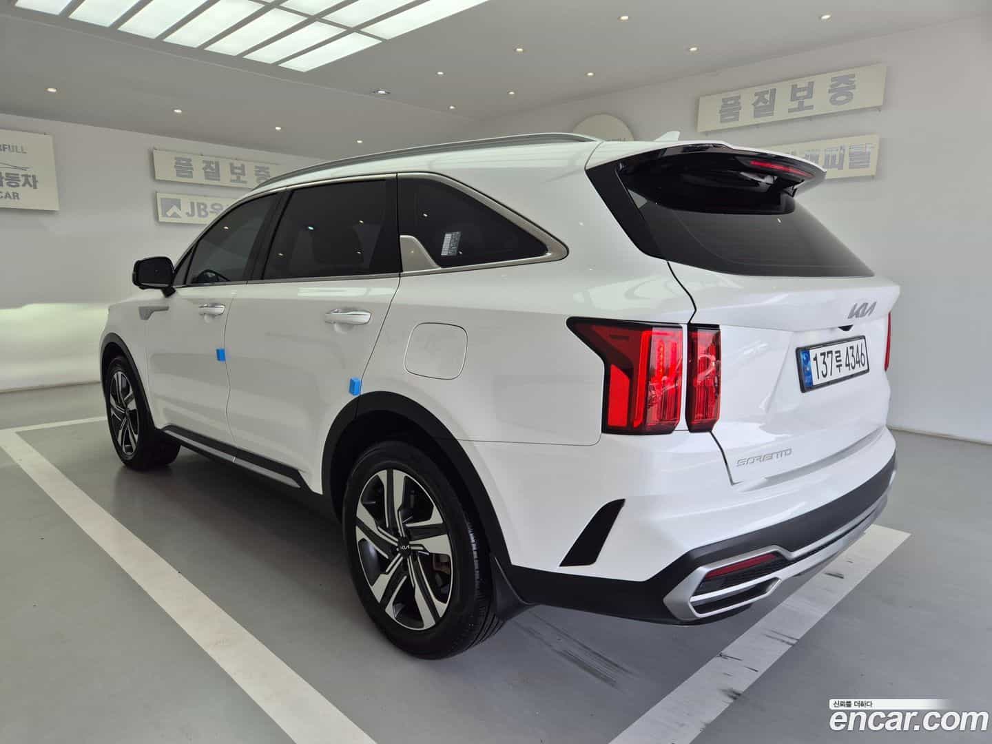 Sorento Kia 2023.4-OPTION-024