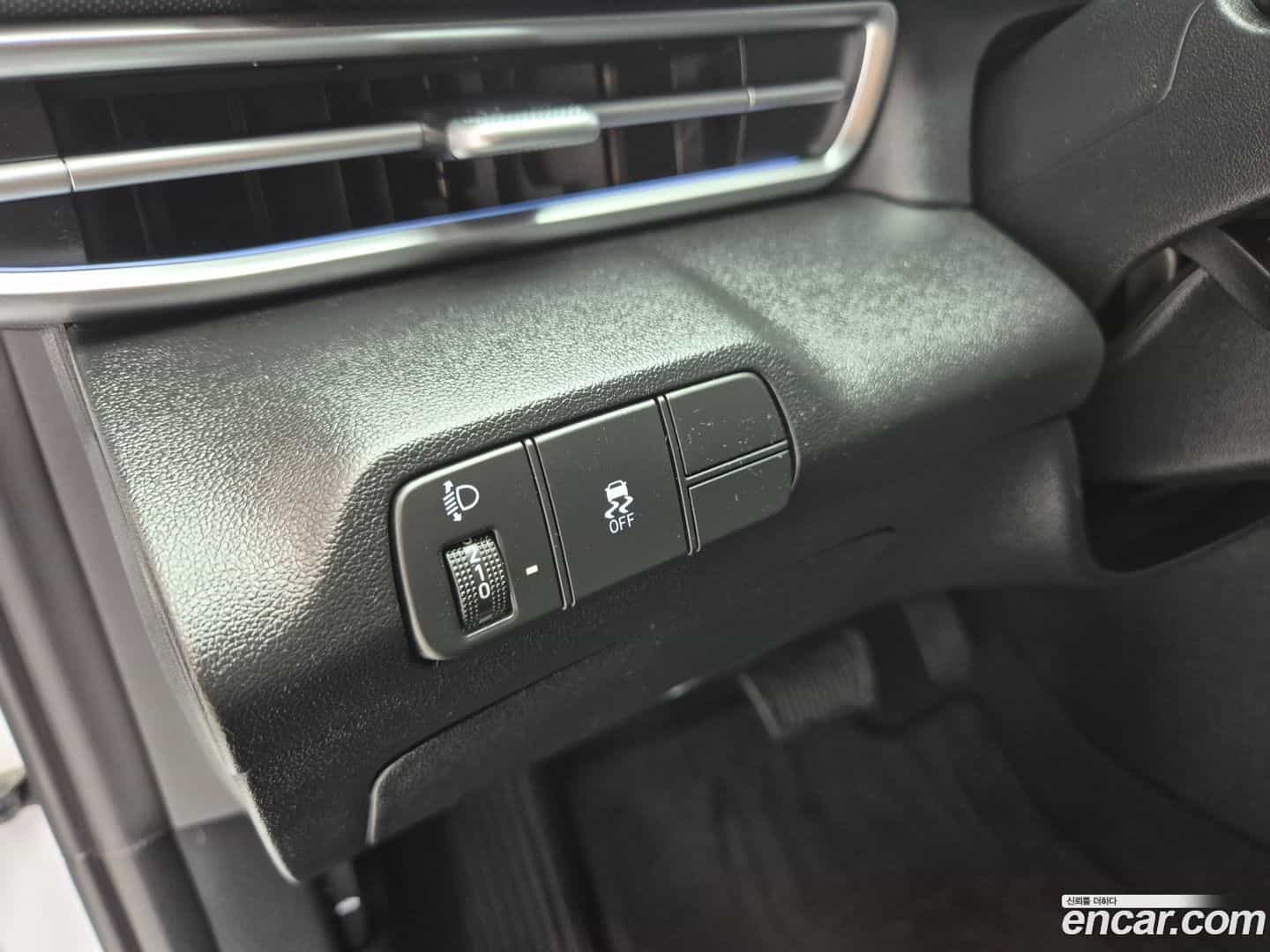 AVANTE Hyundai 2023.3-OPTION-015