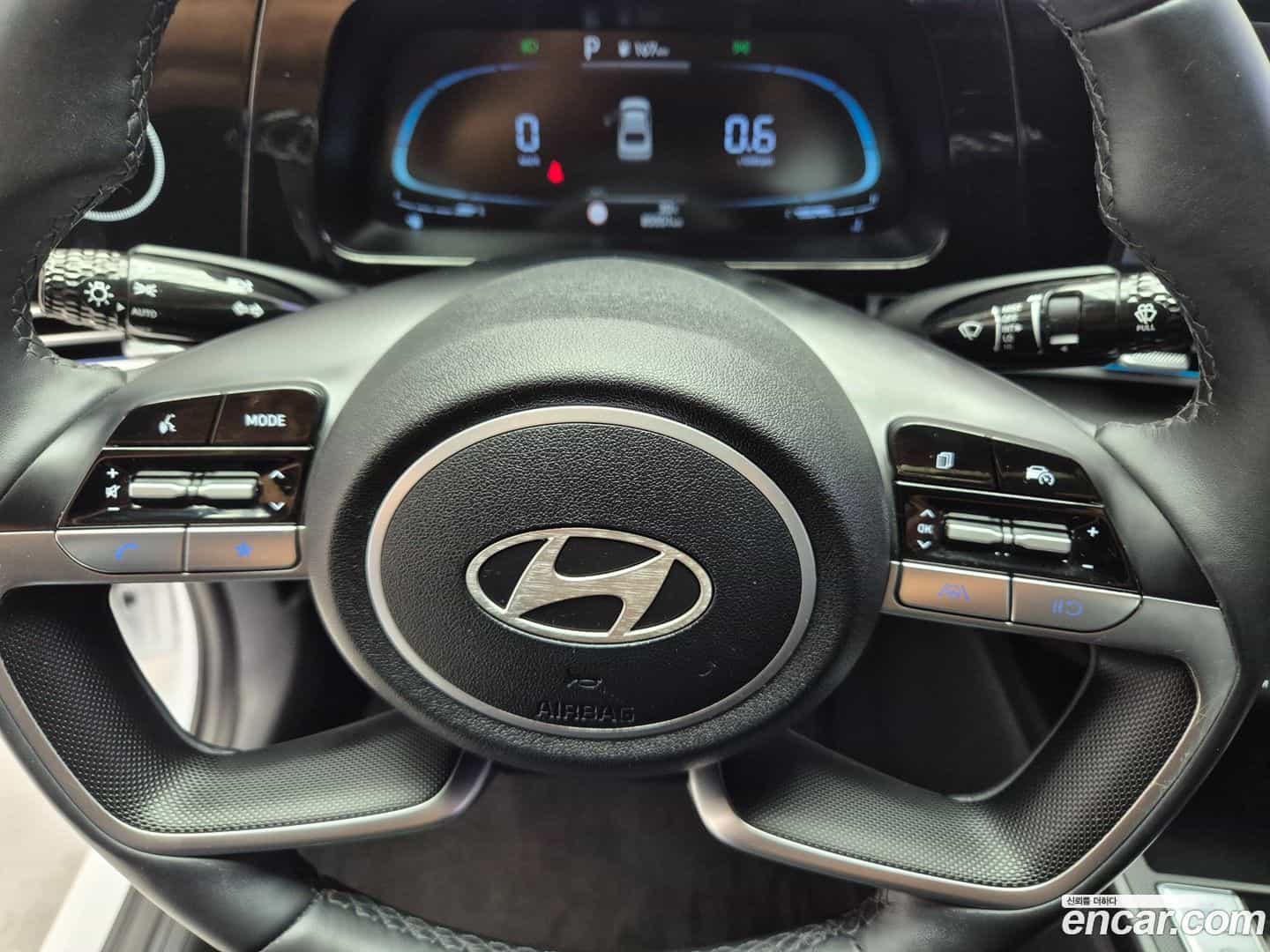 AVANTE Hyundai 2023.3-OPTION-017