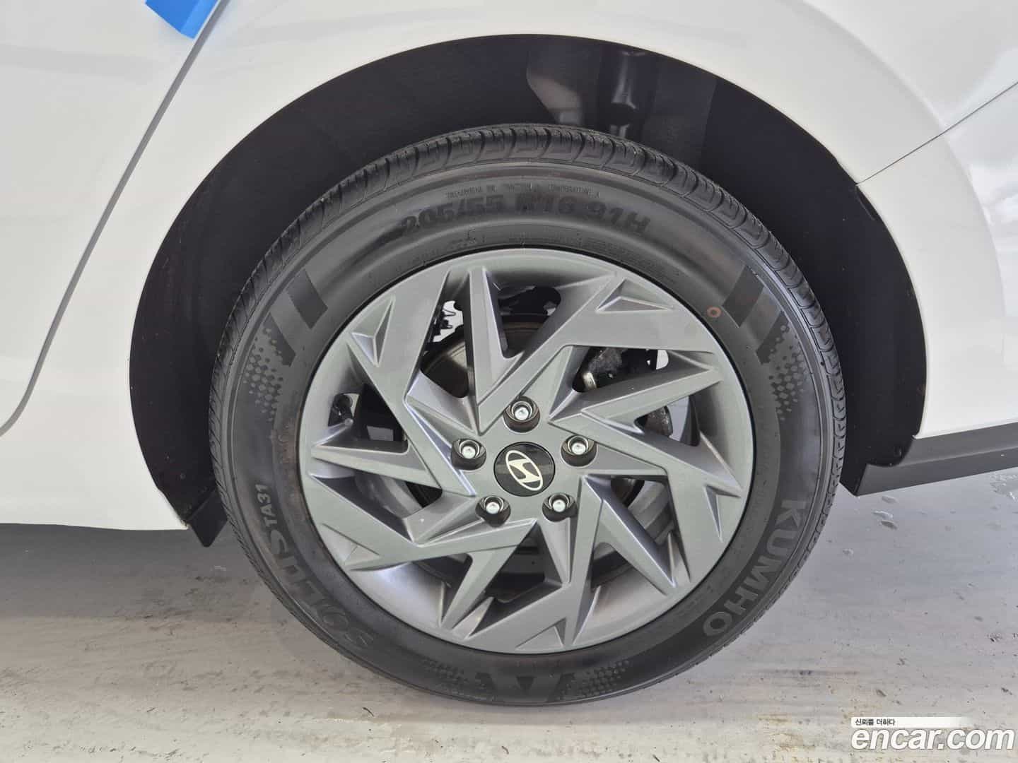 AVANTE Hyundai 2023.3-OPTION-024