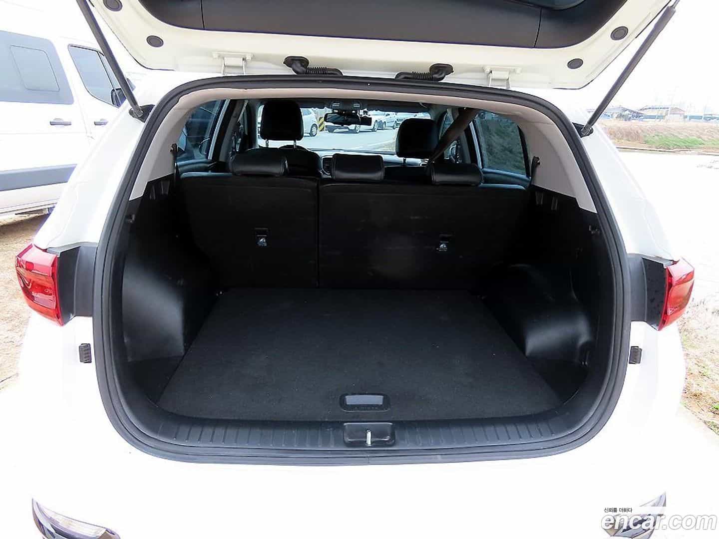 Sportage Kia 2019.4-OPTION-018