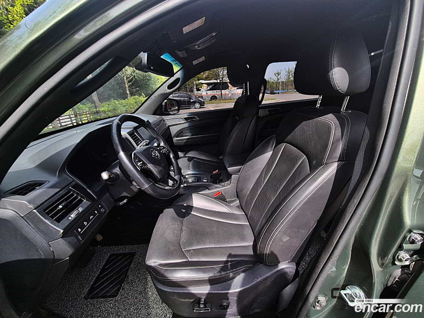 Rexton KG Mobility 2023.6-INNER-010