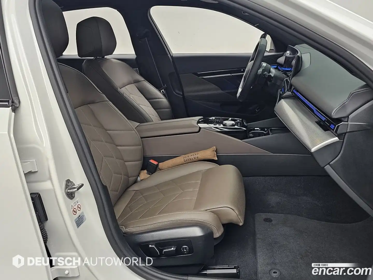 5-Series BMW 2024.0-INNER-010