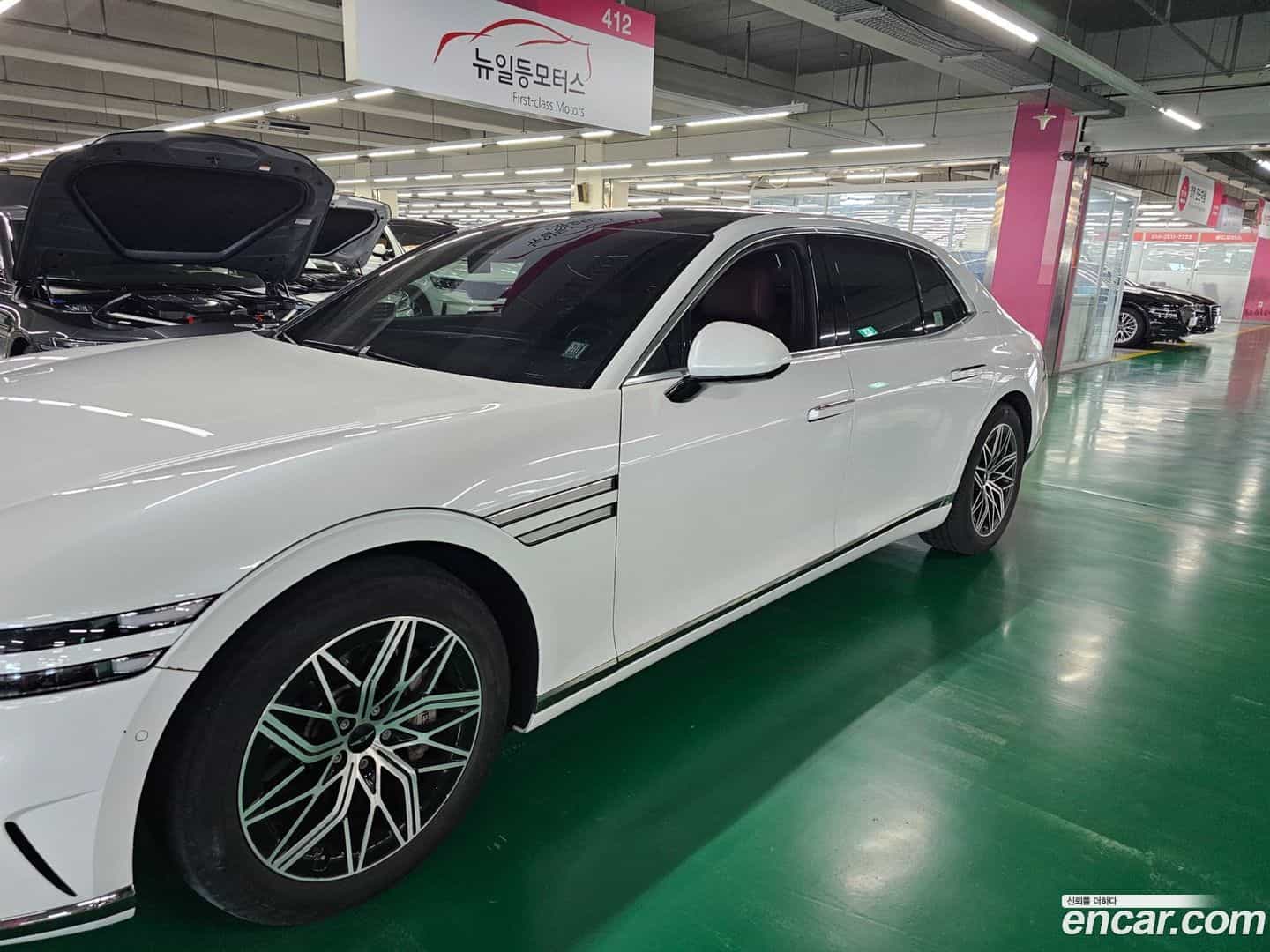 G90 Genesis 2022.8-OUTER-004