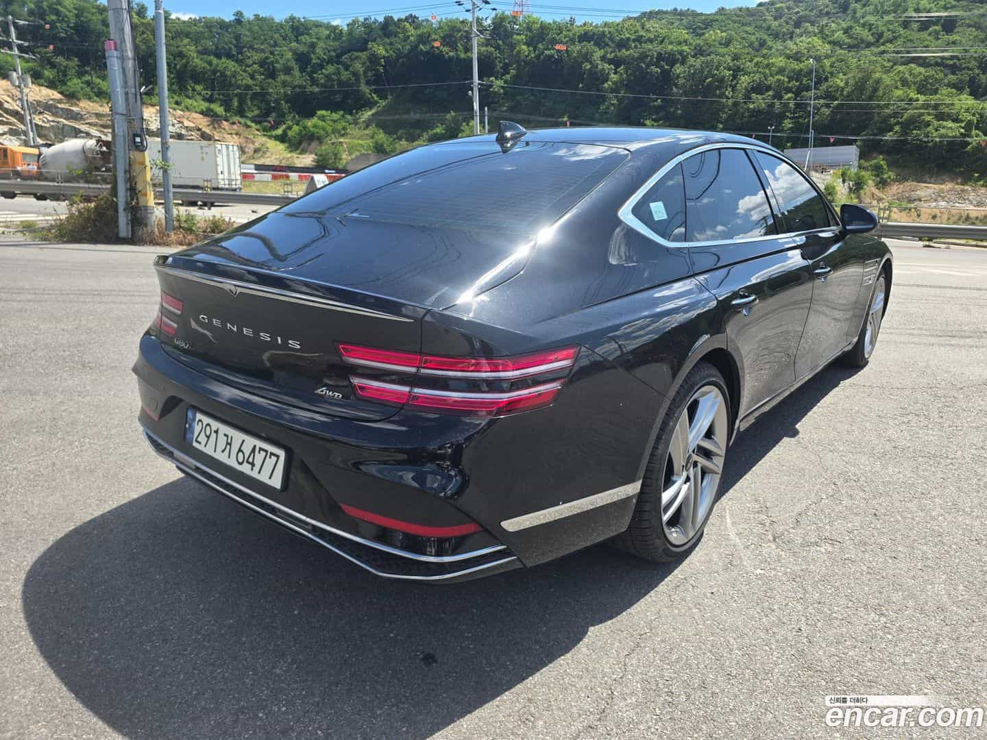 G80 Genesis 2024.0-OUTER-004