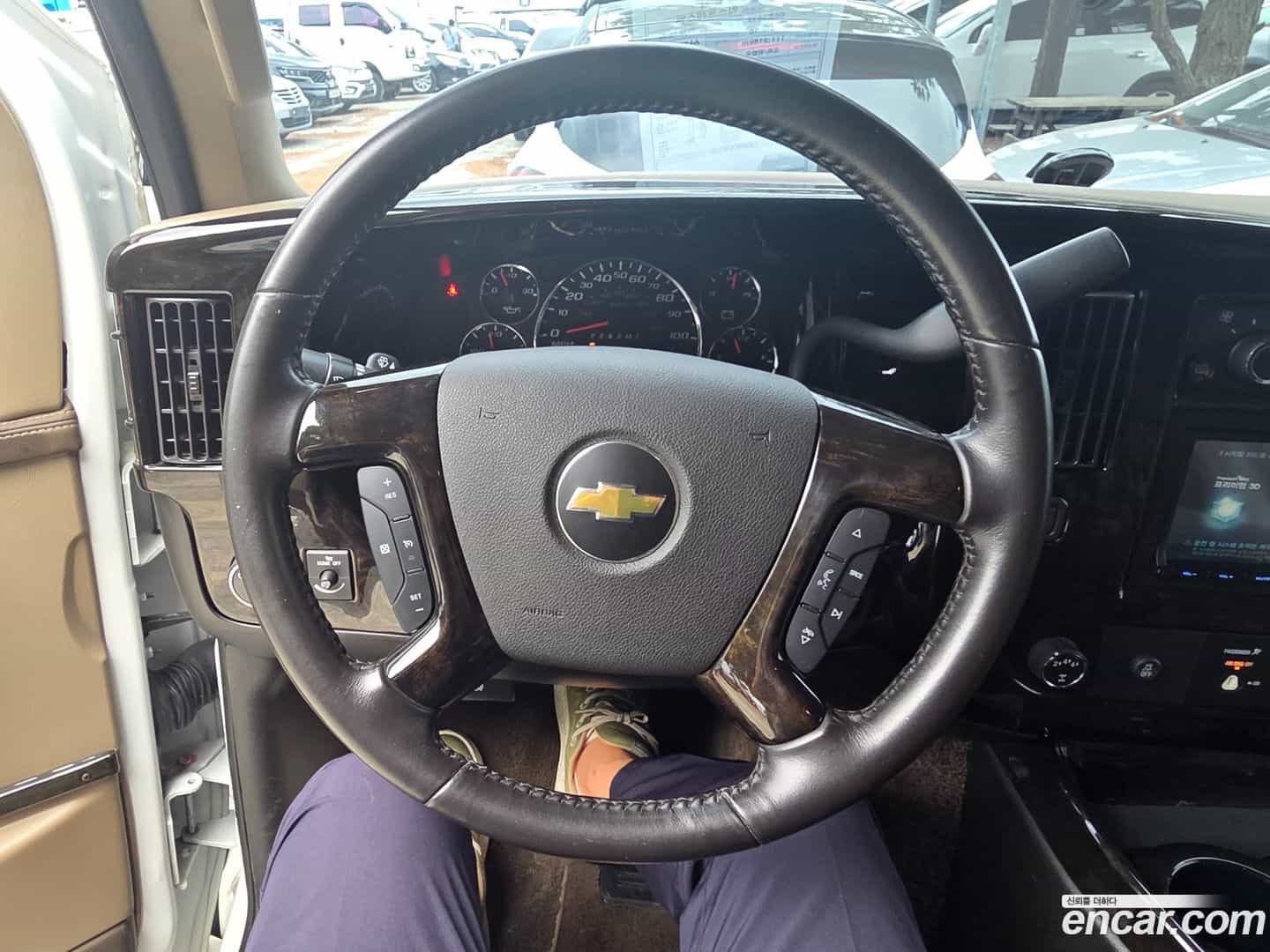 Express Van Chevrolet 2018.9-OPTION-018